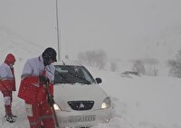 امدادرسانی به بیش از هزار و ۳۵۰ خانواده گرفتار در برف