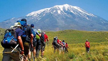 آماده باش هلال احمر/  پرهیز از طبیعت گردی در کوهستان های البرز