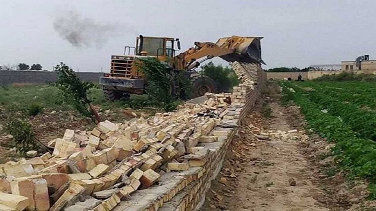 قلع و قمع ۱۴ مورد ساخت غیرمجاز در مراغه