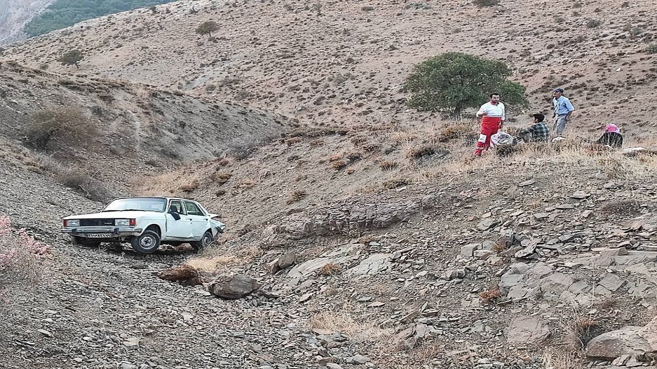 سقوط خودرو به دره یک مصدوم برجای گذاشت